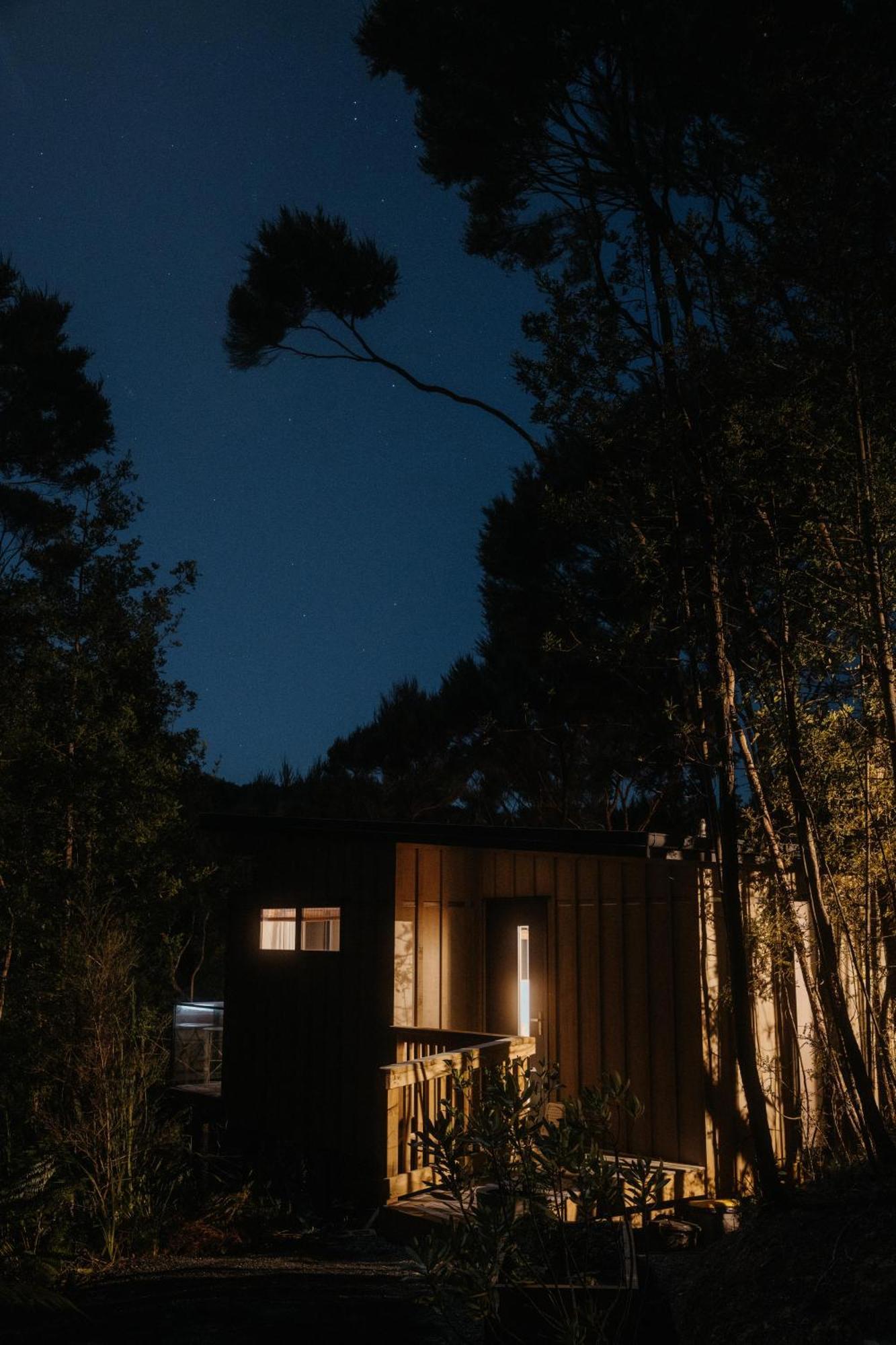 Opua Treetop Tranquility At Rekindle Tree Houses מראה חיצוני תמונה